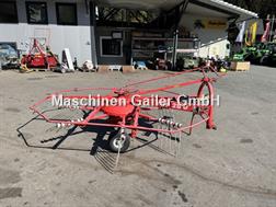 Pöttinger Top 28U Front-und Heckschwader