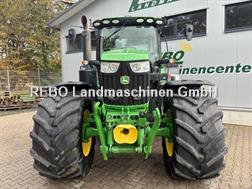 John Deere 6215