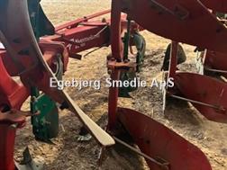 Kverneland 5F EG100-300-28