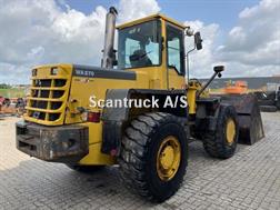 Komatsu WA270-3