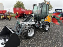 Giant G2700HD PLUS CAB