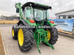 John Deere 5070 M