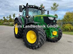 John Deere 6215