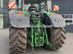 John Deere 6215