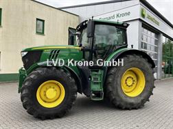 John Deere 6215