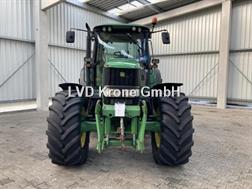 John Deere 6820