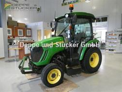 John Deere 3320