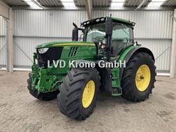 John Deere 6215