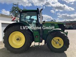 John Deere 6215