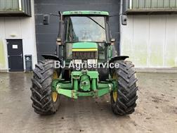 John Deere 6310