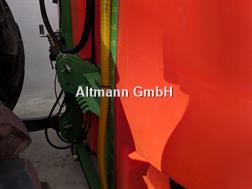 Jessernigg 15m Spritze mit Fronttank