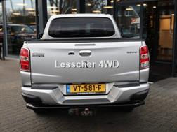 Mitsubishi L200 2.4 DI-D CLUB CAB INTENCE 4WD VAN
