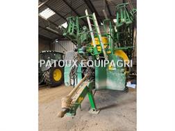 John Deere M952I