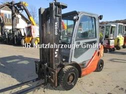 Toyota 8FDF20 - Triplex-Freihub 4,70m + Seitenschieber