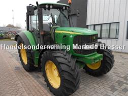 John Deere 6220