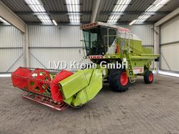 Claas Dominator 68