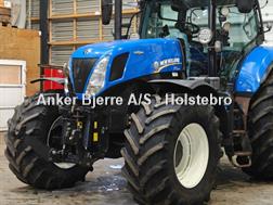 New Holland T7.220