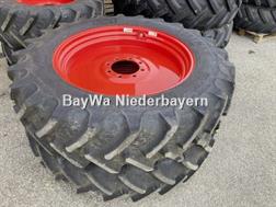 BKT 380/85 R24 + 380/85 R38