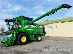 John Deere T 660