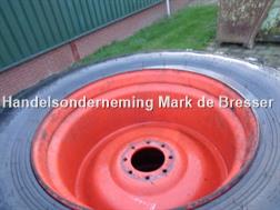 Alliance 650/65R30.5