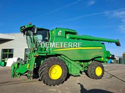 John Deere T660I