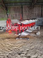 Kuhn VARI-MASTER 153