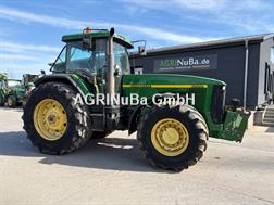 John Deere 8300