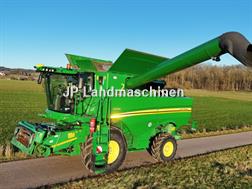 John Deere S 670
