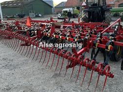 Väderstad NZ Aggrressive NZA 800. Med dobbelt crossboard og 