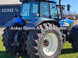New Holland TM 190