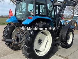 New Holland TS 90