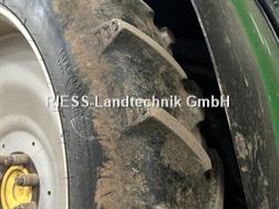 BKT 270/95R38 + 300/95R52 Rädersatz John Deere