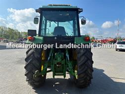 John Deere 3050