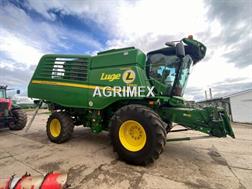 John Deere T 560
