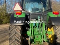 John Deere 6330