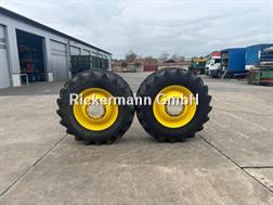 BKT Radsatz BKT 540/65 R30 + 620/70 R42 "2,25m Spur"