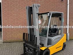 Jungheinrich efg320