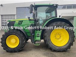 John Deere 6215