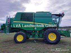 John Deere T 660