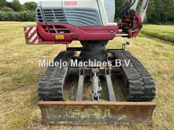 Takeuchi TB250 Long reach