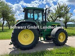 John Deere 6910