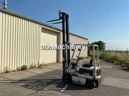 Komatsu FB-15