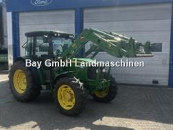 John Deere 5515