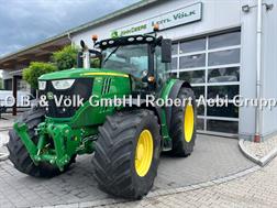John Deere 6215