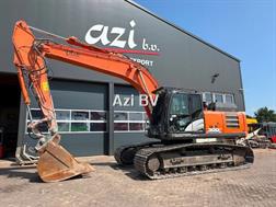 Hitachi ZX300LC-6
