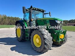 John Deere 6215