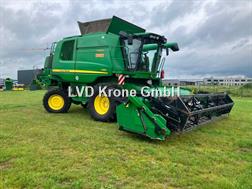 John Deere T 560