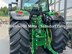 John Deere 6215
