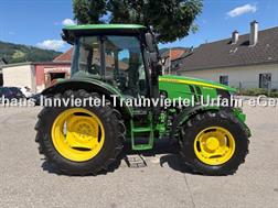 John Deere 5090 M