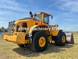 Volvo L220H - Automatic Greasing / Quick Coupler